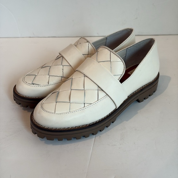 dolce vita Aubree lug sole loafers creamy white basket weave foot size 8 - Picture 3 of 16